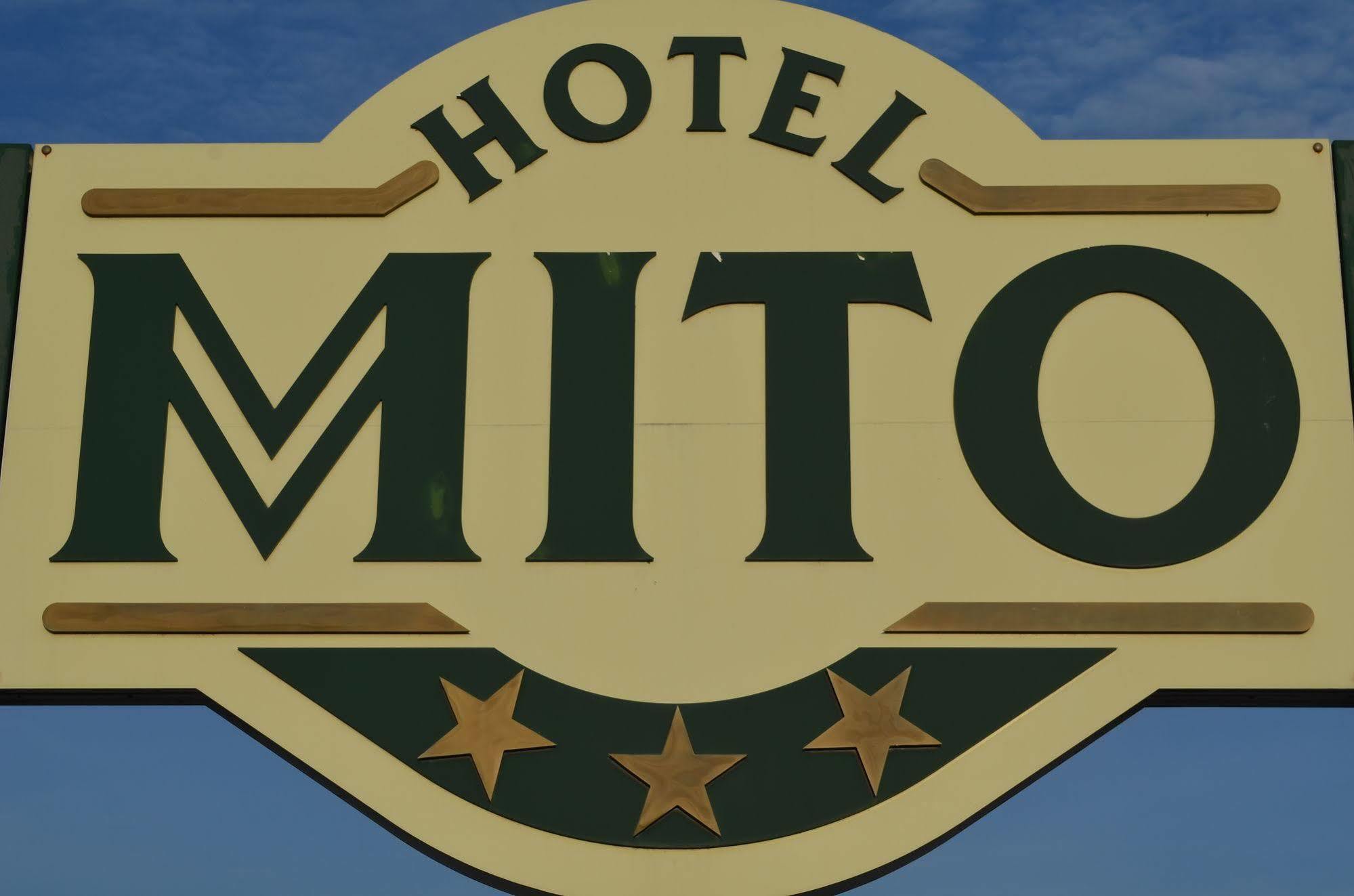 Hotel Mito Ossona Extérieur photo