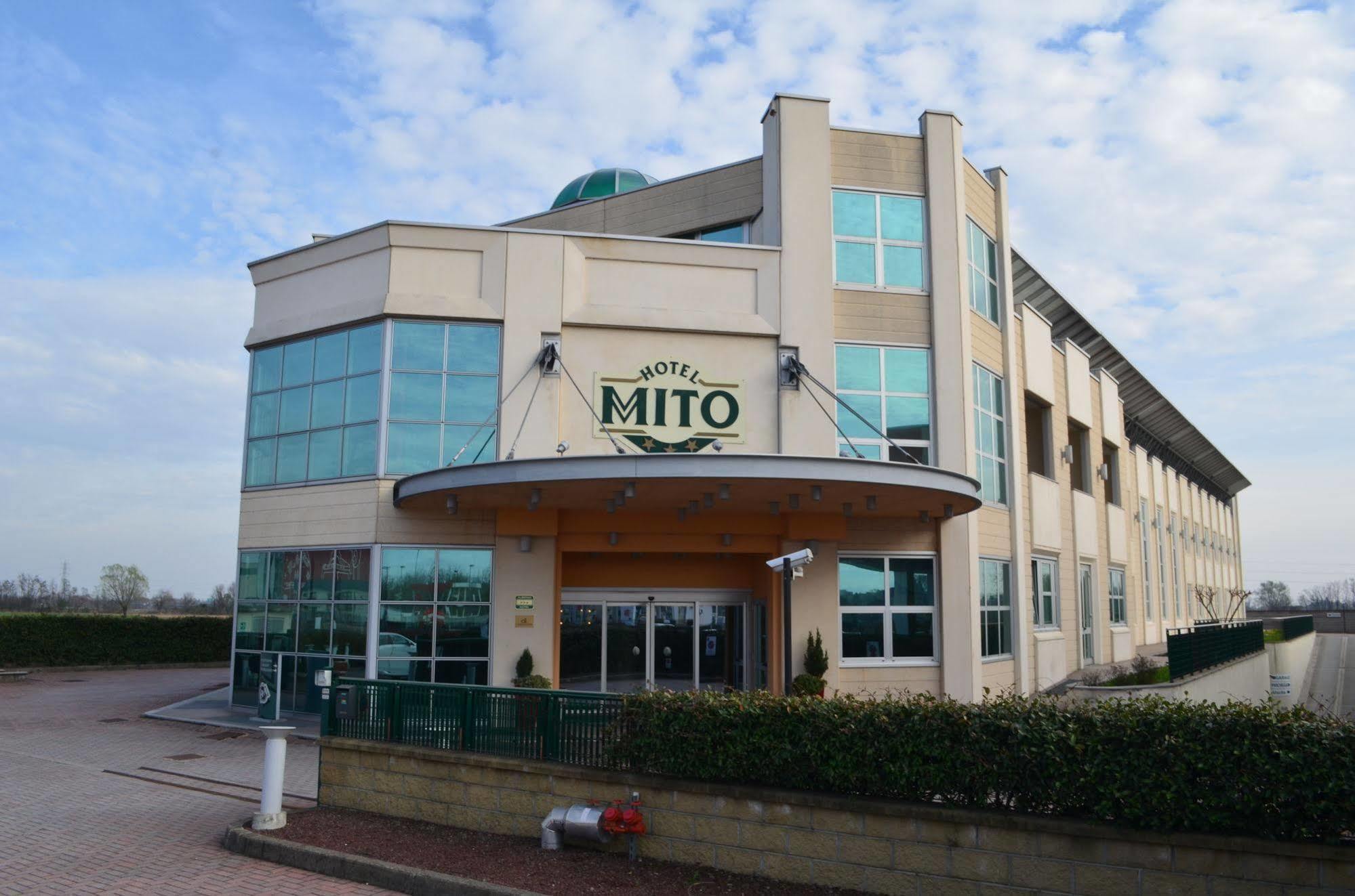 Hotel Mito Ossona Extérieur photo